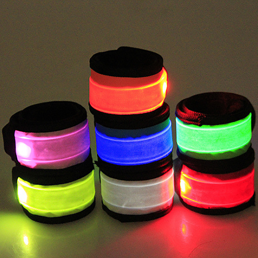 LED-beleuchtete Armbänder für  – Running Gear Of The Year Bewertung und Preis